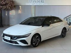 Hyundai Elantra 1.5L CVT Luxury - ფოტო 1