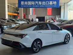 Hyundai Elantra 1.5L CVT Luxury - ფოტო 6