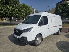 Teshun Terios 2.8T Space King Taurus Long-wheelbase Mid-high Roof Rear Single Tire 3-seat Diesel Euro VI JX493 - ფოტო 1