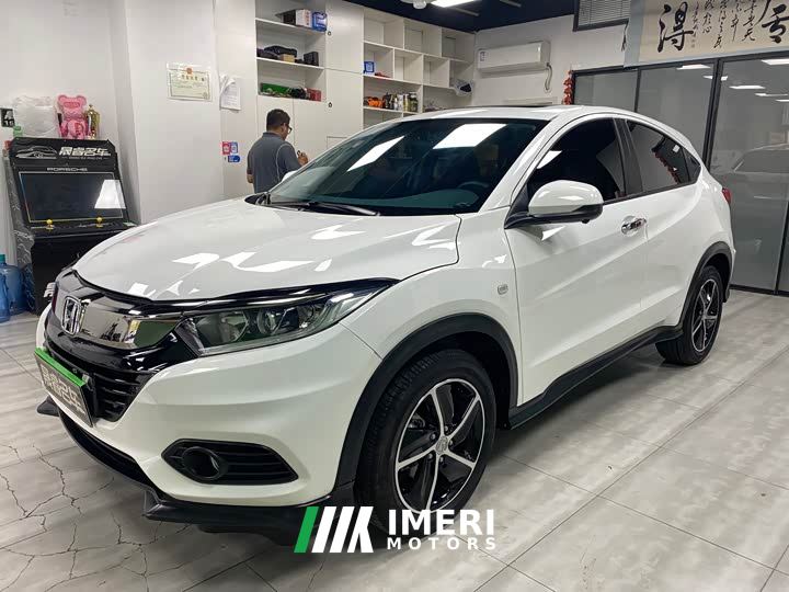Honda Vezel 1.5L CVT Pioneer Edition