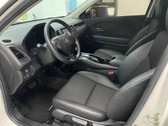 Honda Vezel 2020 1.5L CVT Pioneer Edition - ფოტო 7