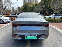BYD Qin PLUS Glory Edition DM-i 55KM Leading - ფოტო 5