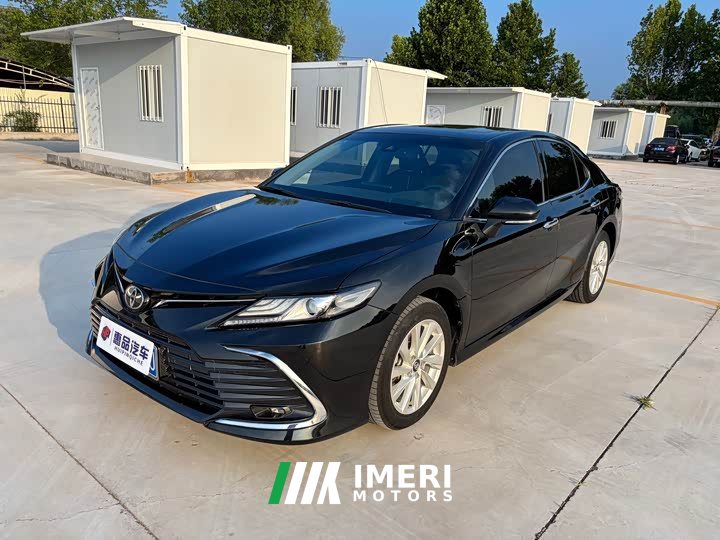 Toyota Camry 2.0G Luxury