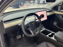 Tesla Model Y 2022 Facelift Rear-Wheel Drive - ფოტო 5