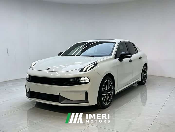 Lynk & Co 03 2.0T Diesel DCT Pro