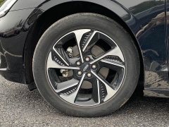 Lincoln Z i Edition - ფოტო 12