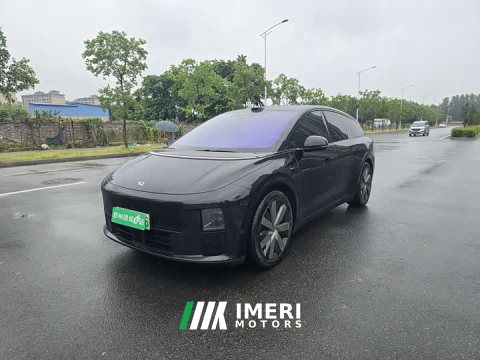 2025 Li Auto i6 AWD Edition - ავტომობილი ჩინეთიდან