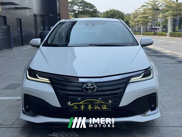 Toyota Asian Lion 2.0L Edition