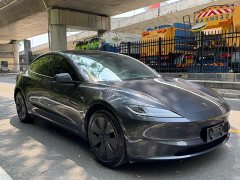 Tesla Model 3 Rear-Wheel Drive - ფოტო 3