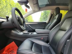 Tesla Model Y Rear-Wheel Drive - ფოტო 4