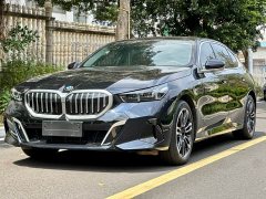 BMW 5 Series 530Li Premier M Sport Package - ფოტო 2
