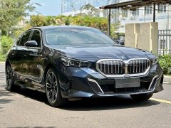 BMW 5 Series 530Li Premier M Sport Package - ფოტო 4