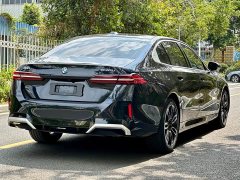 BMW 5 Series 530Li Premier M Sport Package - ფოტო 8
