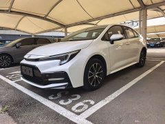 Toyota Corolla 1.8L CVT Luxury - ფოტო 1