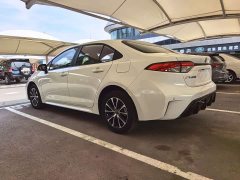 Toyota Corolla 1.8L CVT Luxury - ფოტო 16