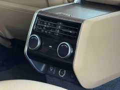 Land Rover Range Rover 3.0 L6 400PS Genesis Extended Edition - ფოტო 14