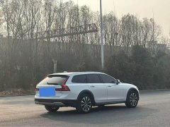 Volvo V90 Cross Country B5 AWD Intelligent Remote Edition - ფოტო 3