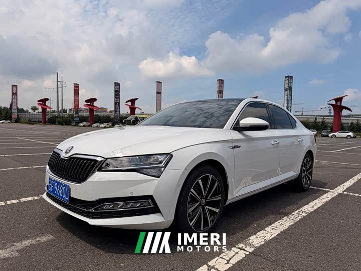 Skoda Superb 2024 TSI280 DSG Prestige - ავტომობილი ჩინეთიდან