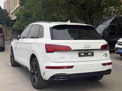 Audi Q5L 40T Luxury Dynamic - ფოტო 4