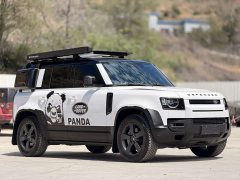 Land Rover Defender 110 P400 Dark Edition - ფოტო 3