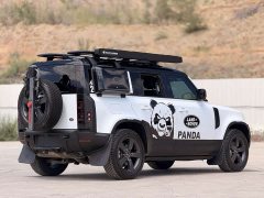 Land Rover Defender 110 P400 Dark Edition - ფოტო 4
