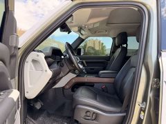 Land Rover Defender 110 P400 Dark Edition - ფოტო 9