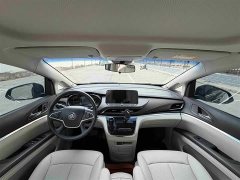 Buick GL8 Land Business Class Smart Edition - ფოტო 12