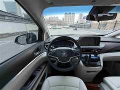 Buick GL8 Land Business Class Smart Edition - ფოტო 13