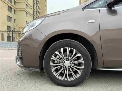 Buick GL8 Land Business Class Smart Edition - ფოტო 16