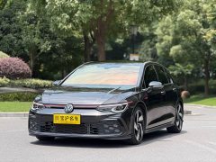 Volkswagen Golf GTI 2023 380TSI DSG GTI - ფოტო 2