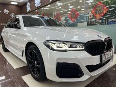 BMW 5 Series 525Li M Sport Package - ფოტო 3