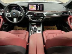 BMW 5 Series 525Li M Sport Package - ფოტო 8
