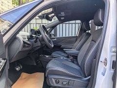 Volkswagen ID.3 Outstanding Edition - ფოტო 3