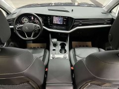 Volkswagen Touareg 2021 2.0TSI Navigator Special Edition - ფოტო 8