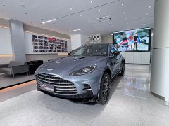 Aston Martin DBX 4.0T V8 707 - ფოტო 1