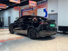 Tesla Model Y Standard Range RWD - ფოტო 4