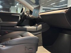 Tesla Model Y Standard Range RWD - ფოტო 9