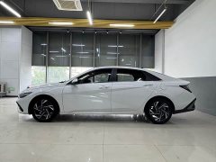 Hyundai Elantra 2023 1.5L CVT GLX Elite - ფოტო 5