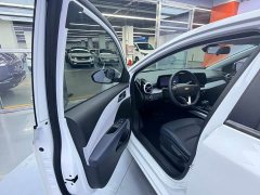 Chevrolet Cruze 1.5L Dual-Clutch WOW Value Edition - ფოტო 15