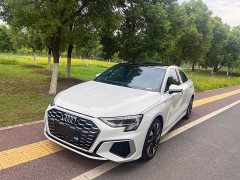 Audi A3 Facelift A3L Limousine 35 TFSI Fashion Sport - ფოტო 1