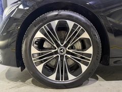 Mercedes-Benz E-Class New Energy 2024 E 350 e L Plug-in Hybrid Sedan - ფოტო 3