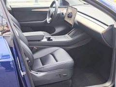 Tesla Model Y Rear-Wheel Drive - ფოტო 5