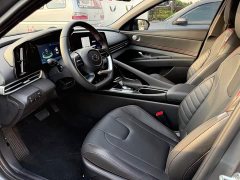 Hyundai Elantra 2022 1.5L CVT 20th Anniversary Edition - ფოტო 6