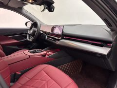 BMW 5 Series 525Li M Sport Package - ფოტო 11