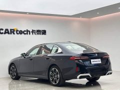 BMW 5 Series 525Li M Sport Package - ფოტო 3
