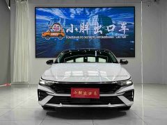 Hyundai Elantra 2023 1.5L CVT Luxury - ფოტო 2