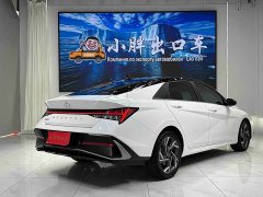 Hyundai Elantra 2023 1.5L CVT Luxury - ფოტო 4