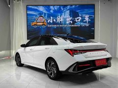 Hyundai Elantra 2023 1.5L CVT Luxury - ფოტო 6