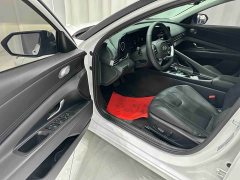 Hyundai Elantra 2023 1.5L CVT Luxury - ფოტო 7