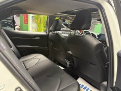Toyota Camry Hybrid 2.5L HGVP Leading Edition - ფოტო 9